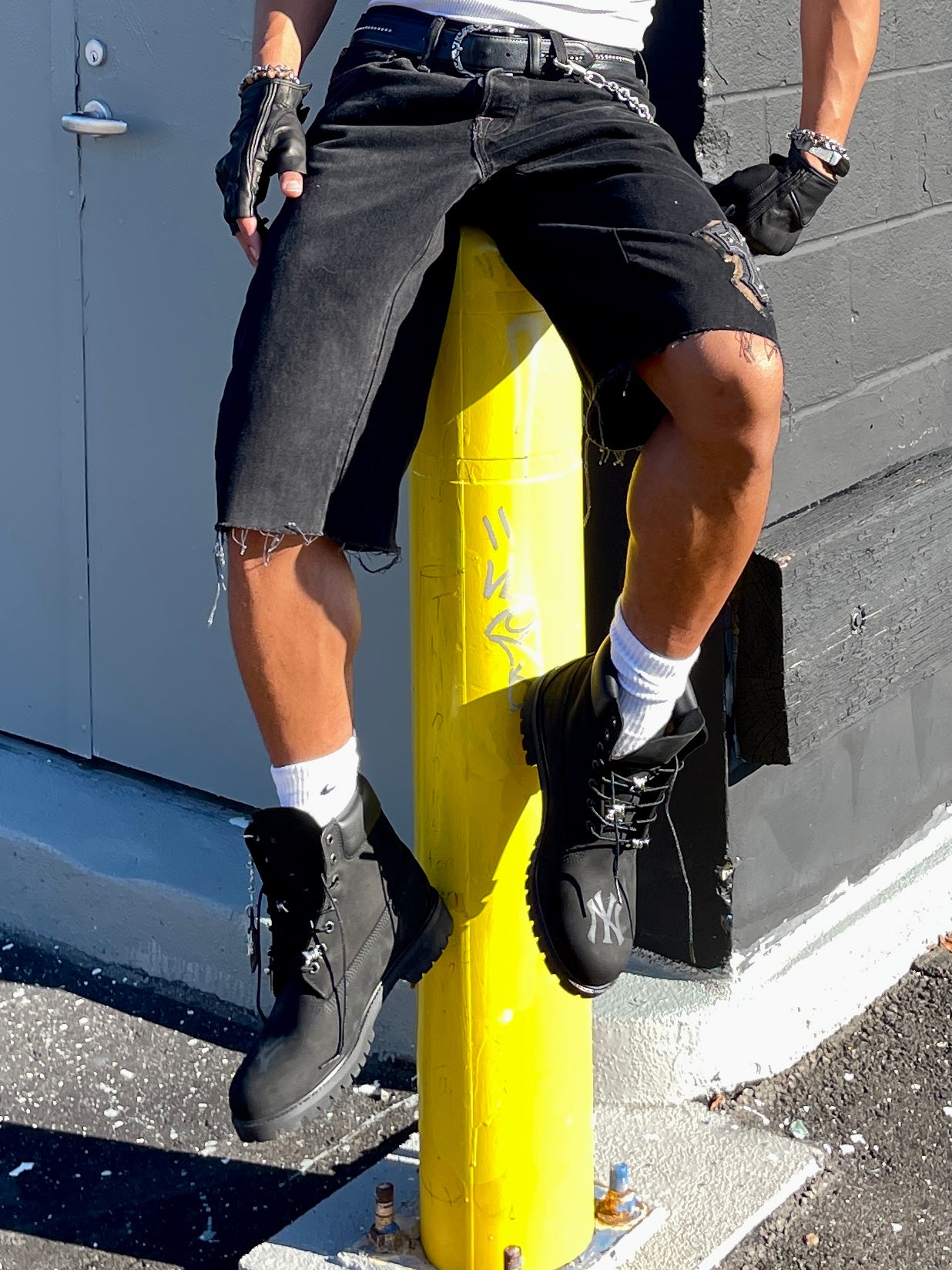 "ONYX" Custom Timberland Boots