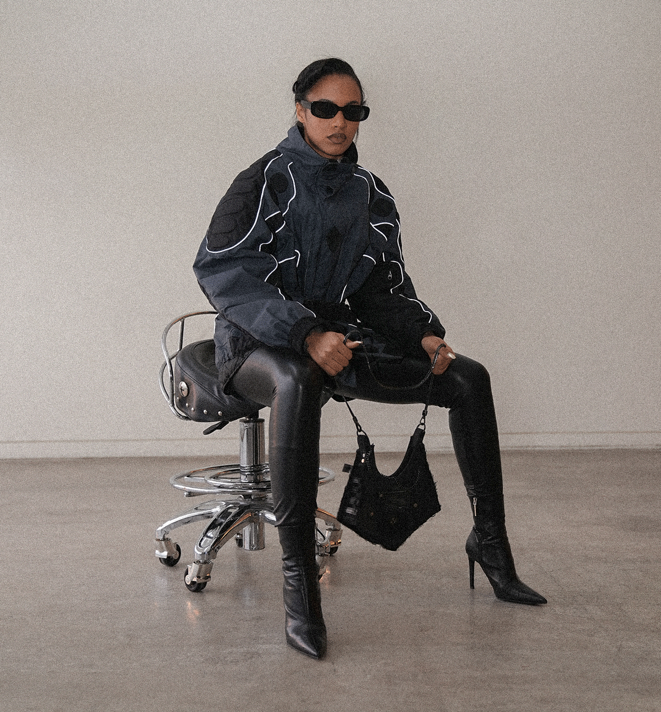 "LIVING IN DIESEL'S WORLD" TORO HANDBAG