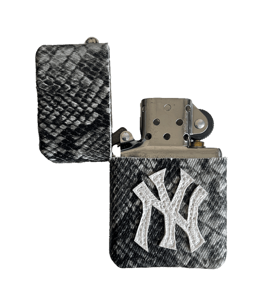 "YANKEES" Zippo Lighter