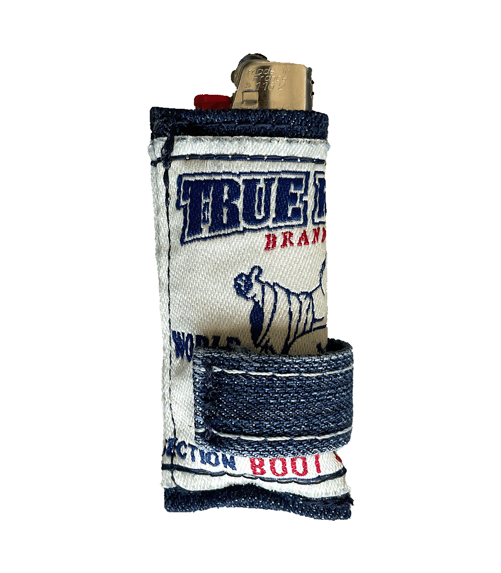 "2002" BIC LIGHTER SLEEVE