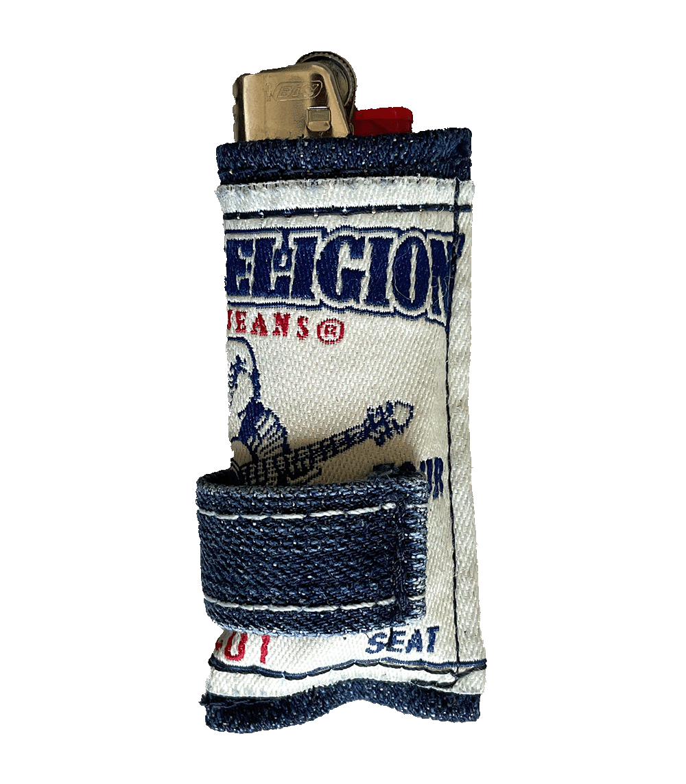 "2002" BIC LIGHTER SLEEVE