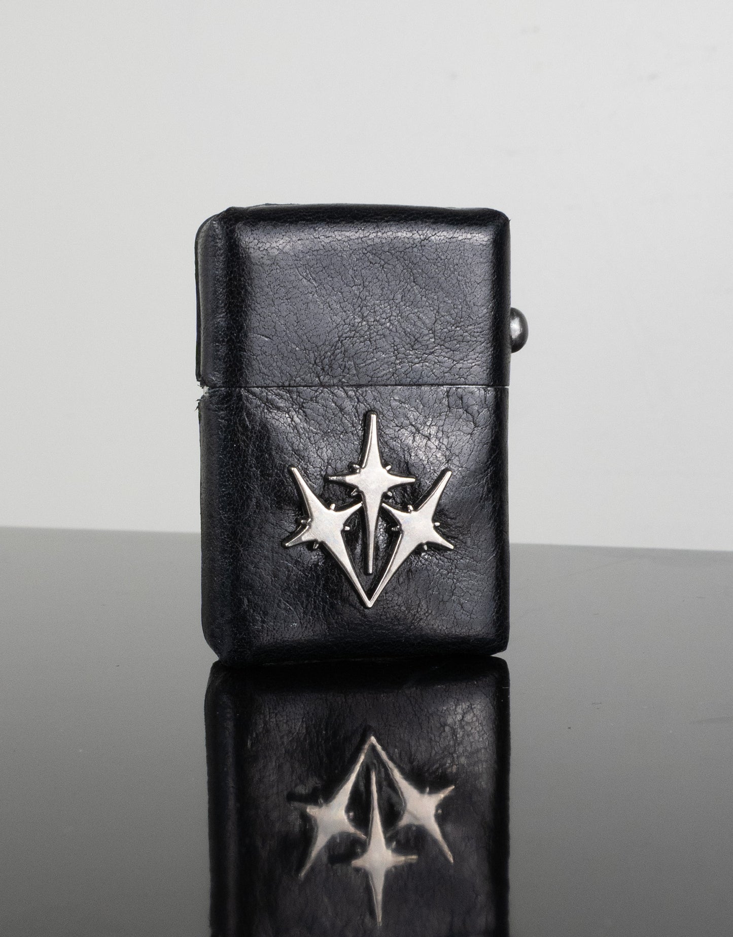 "GLOSSY BLACK" Zippo