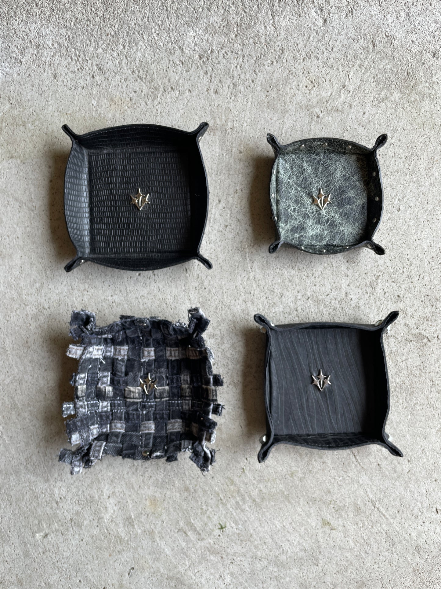 "BOLT" Valet Tray