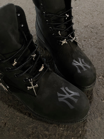 "ONYX" Custom Timberland Boots