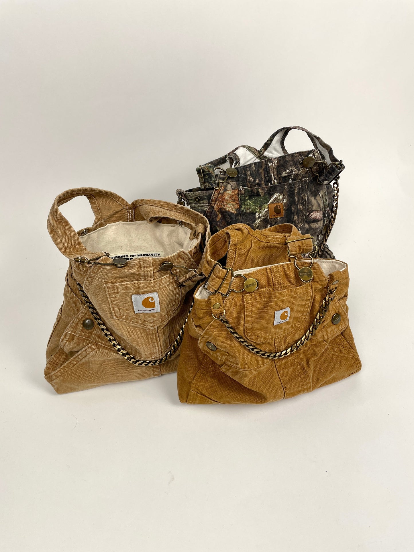 CARHARTT OVERALL CAMO HANDBAG - Visions of Humanity