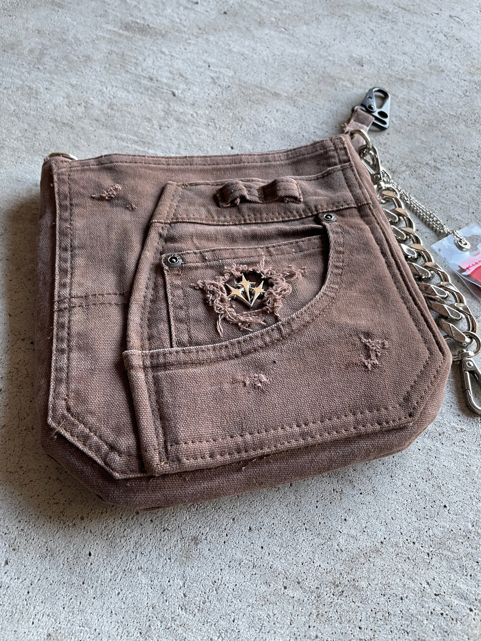 DICKIES CARABINER POCKET BAG - Visions of Humanity