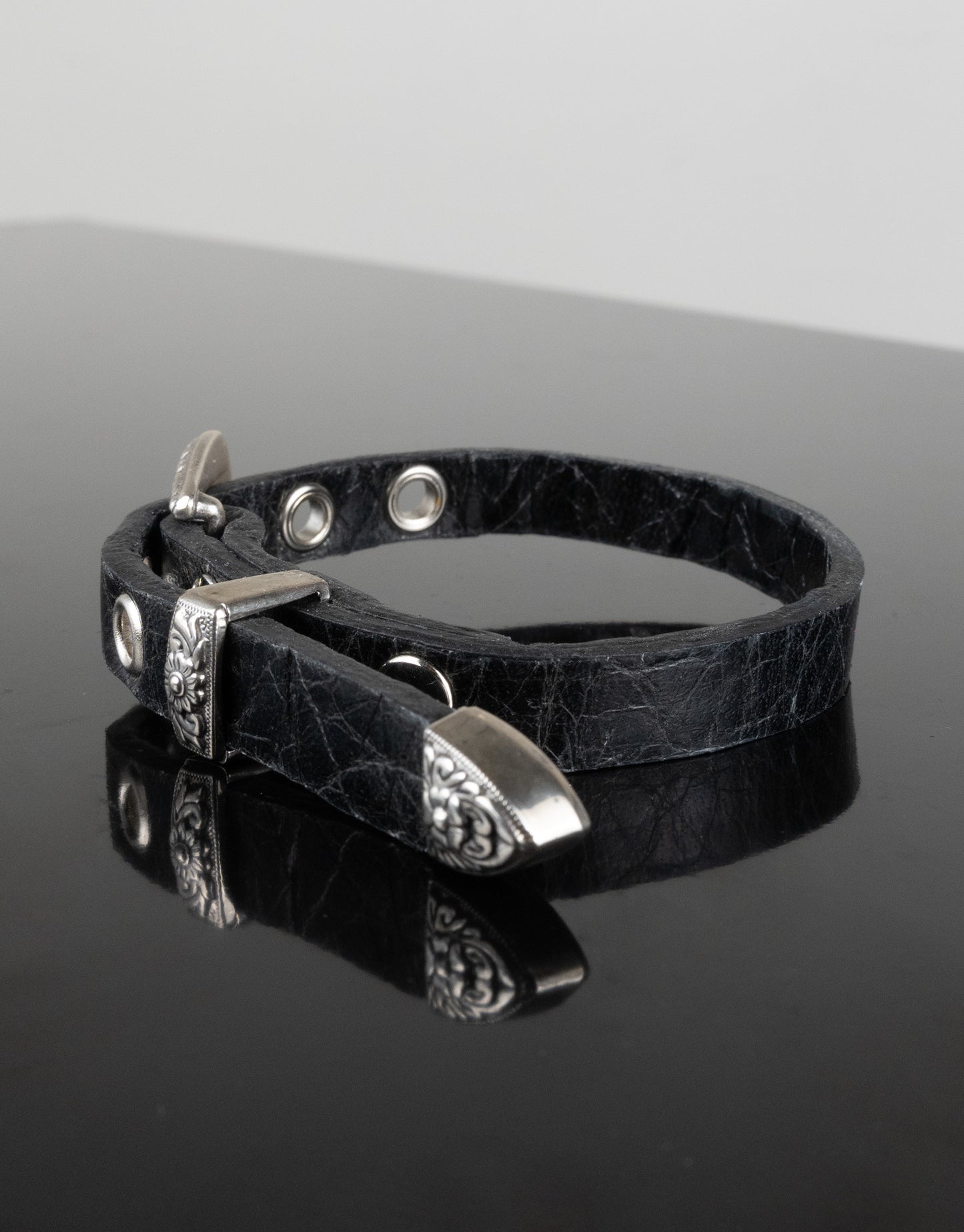 "DISTRESSED BLACK" Belt Bracelet