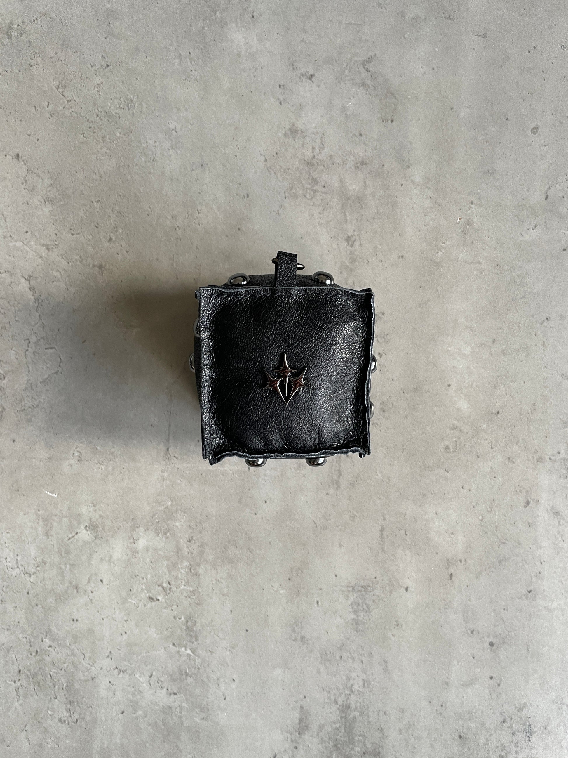 "FATE" LEATHER DICE - Visions of Humanity