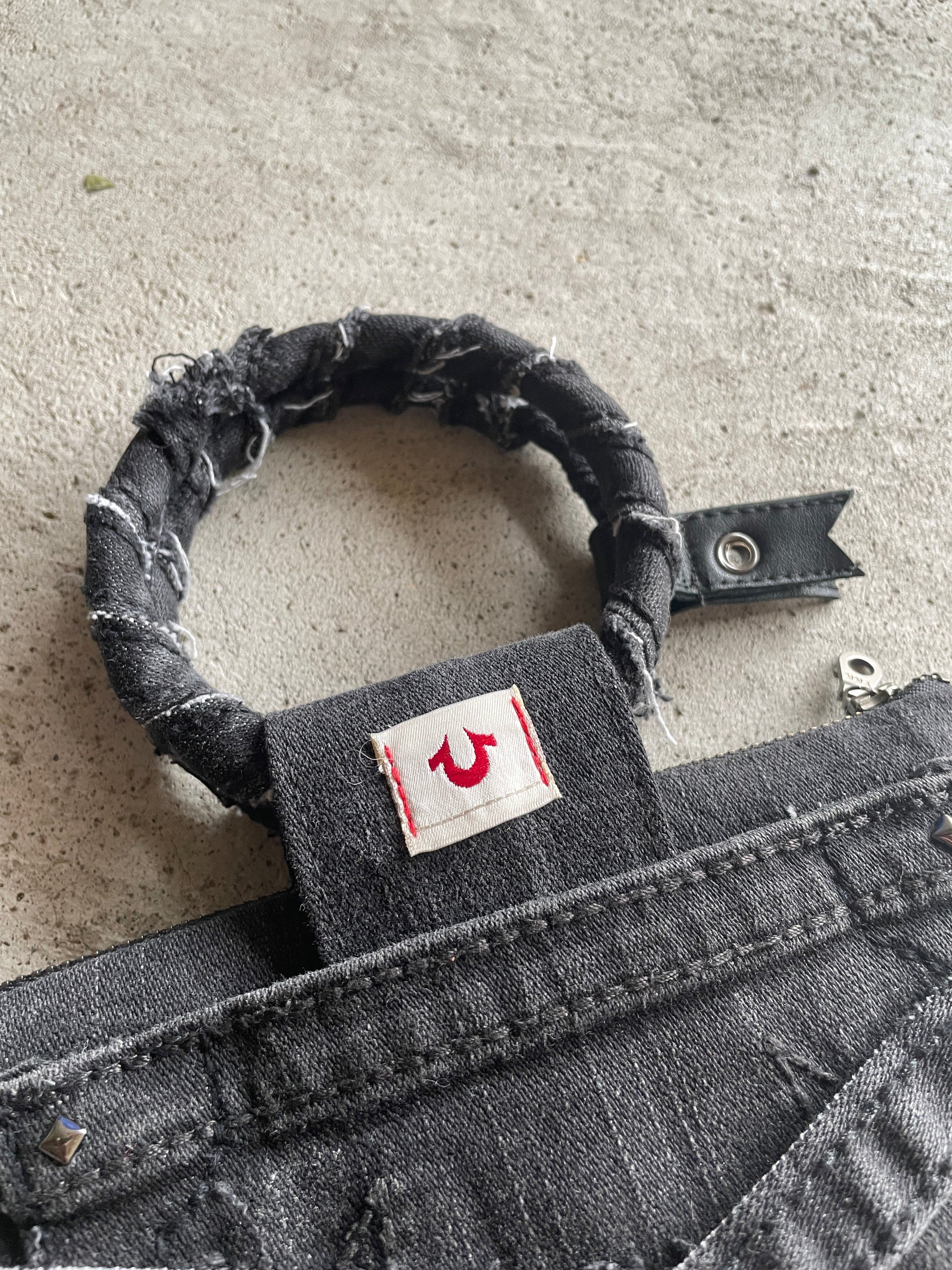 TRUE RELIGION POCKET HANDBAG - Visions of Humanity