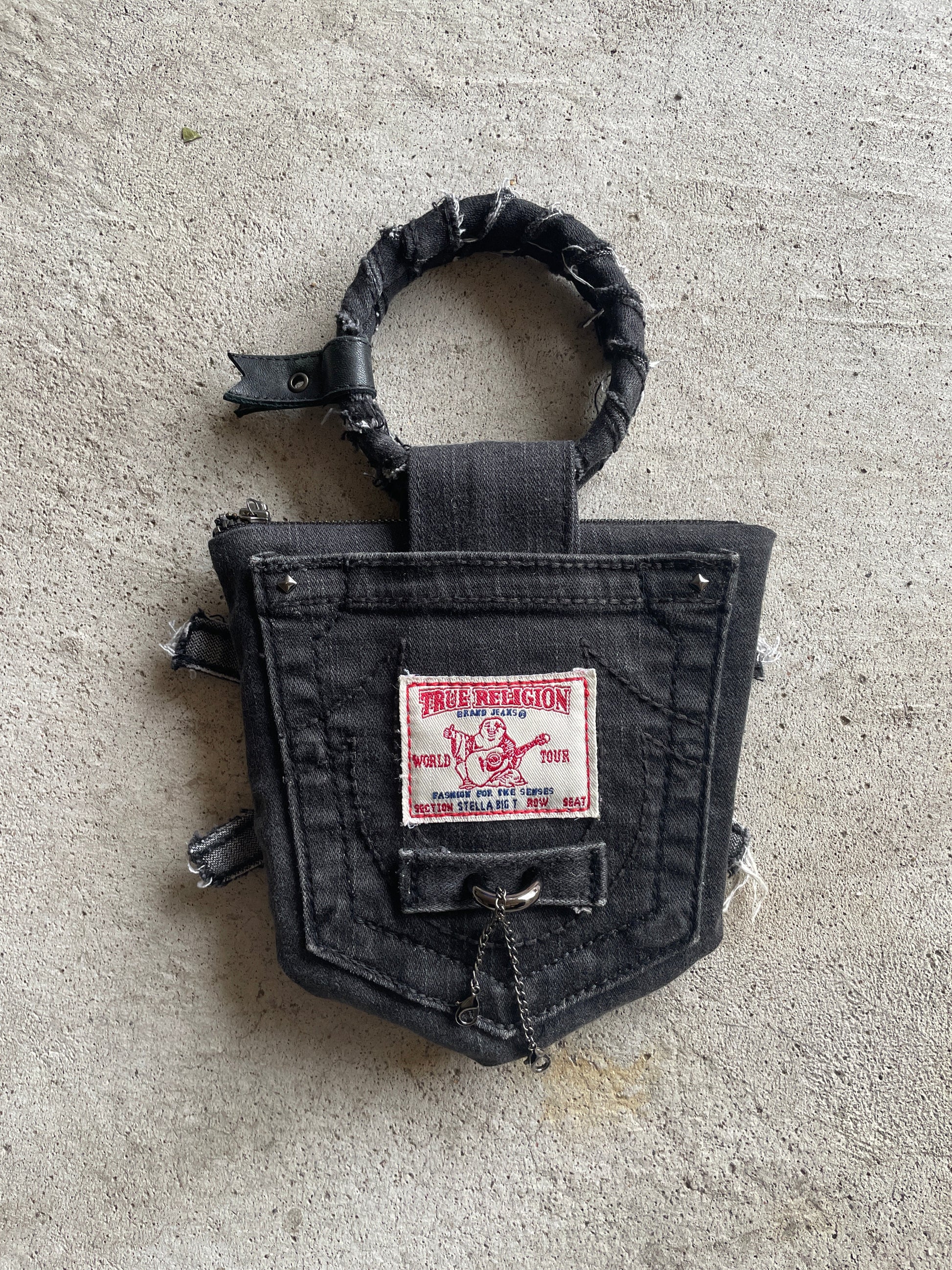 TRUE RELIGION POCKET HANDBAG - Visions of Humanity